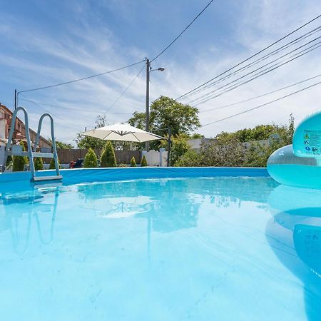 Moradia Familiar Piscina 5Min Praia By Host-Point Charneca  Zewnętrze zdjęcie
